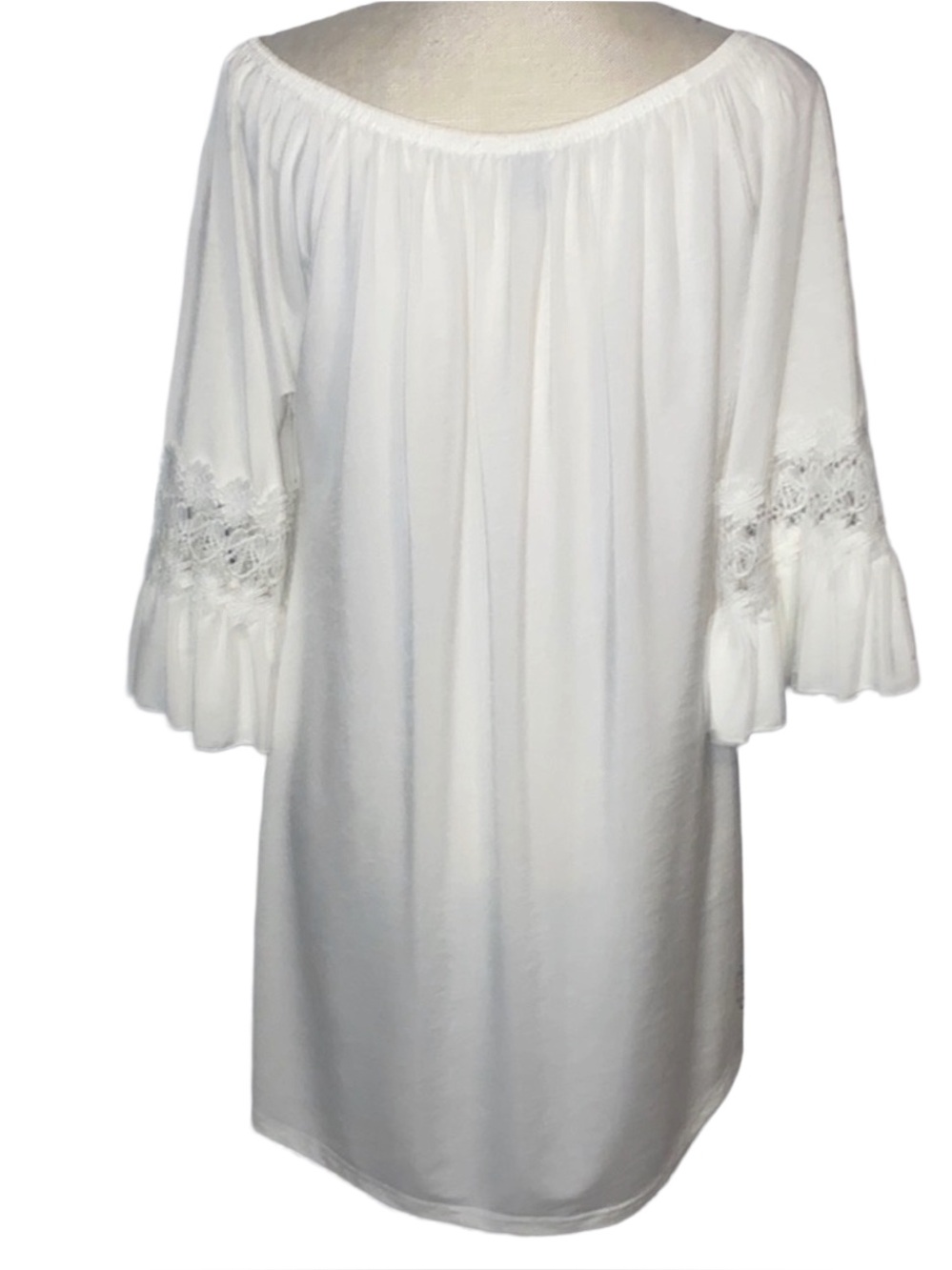 WinWin Women’s 3/4 Ruffle Sleeve Tunic Top
White, L-XL, NWT